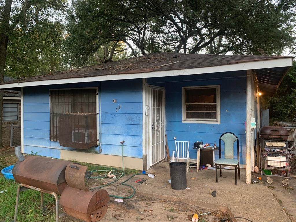6111 Henderson Avenue - Photo 1