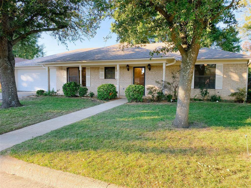 116 Hollie Circle - Photo 1