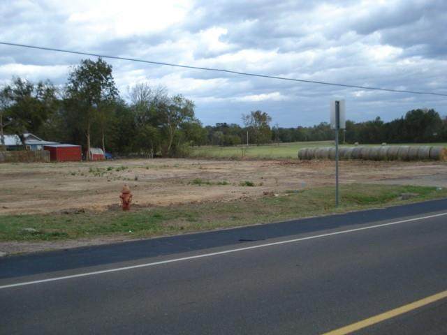 906 Broadway Street - Photo 1