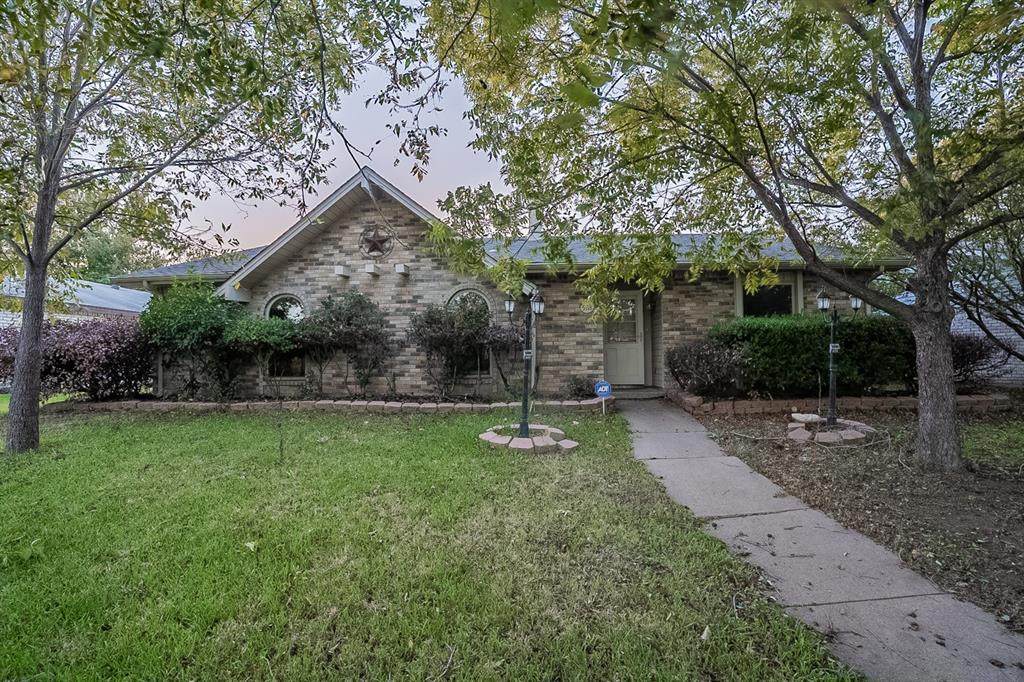 5118 Aberdean Trail - Photo 1