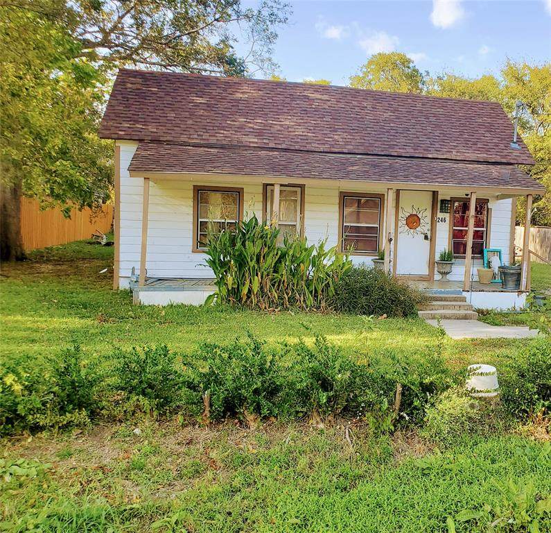 246 Marshall Street - Photo 1
