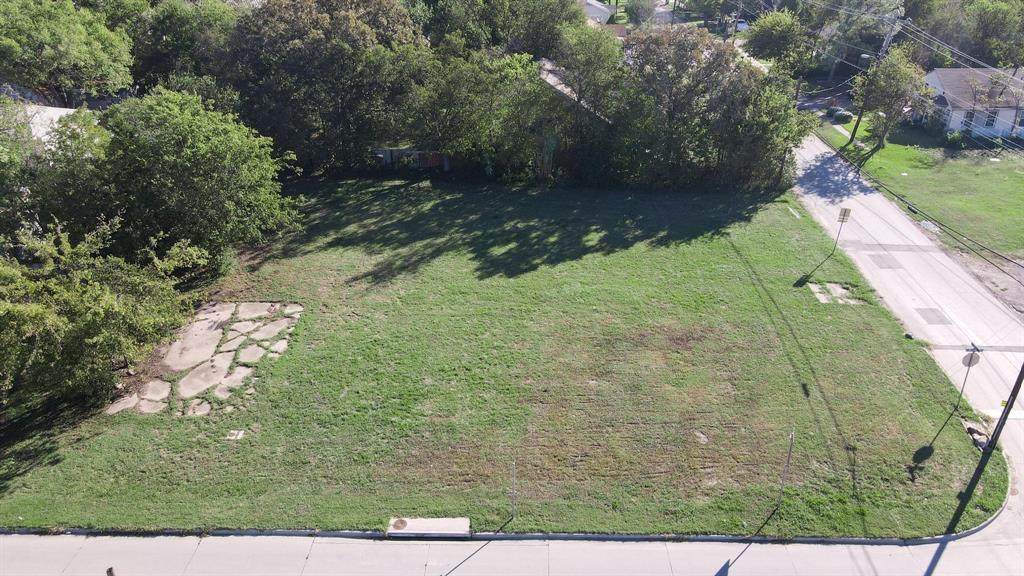 3513 Wellington Street - Photo 1