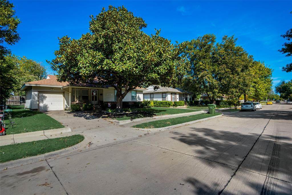 1509 Lewis Drive - Photo 1