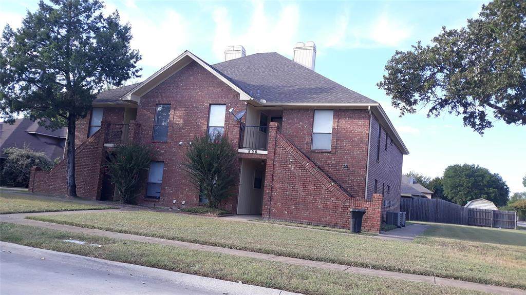 800 Betty Court - Photo 1