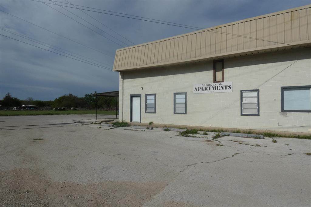 402 Stephens Street - Photo 1