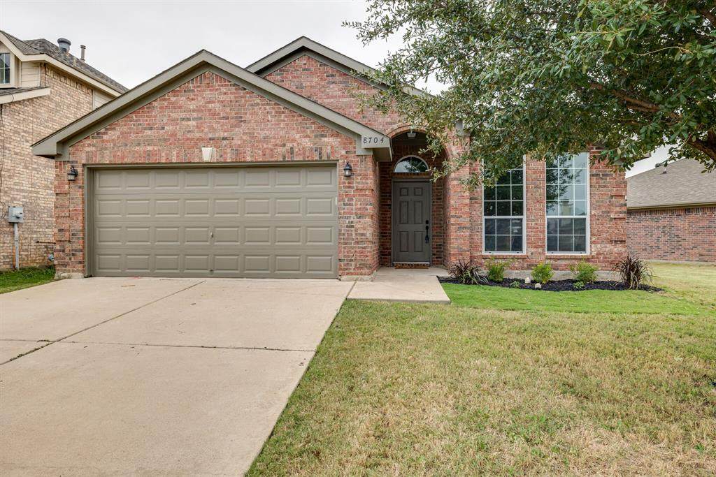 8704 Lariat Circle - Photo 1