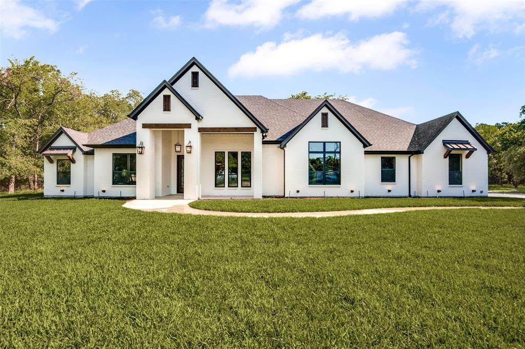 1261 Mcconnell Road - Photo 1