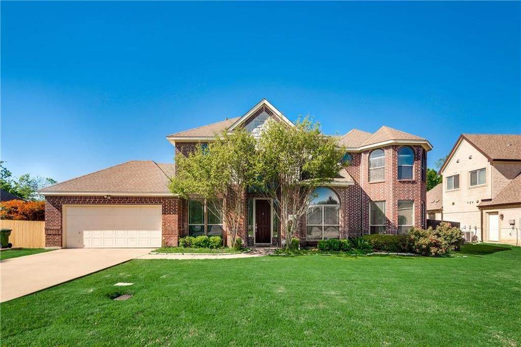 3402 Cottonwood Drive - Photo 1