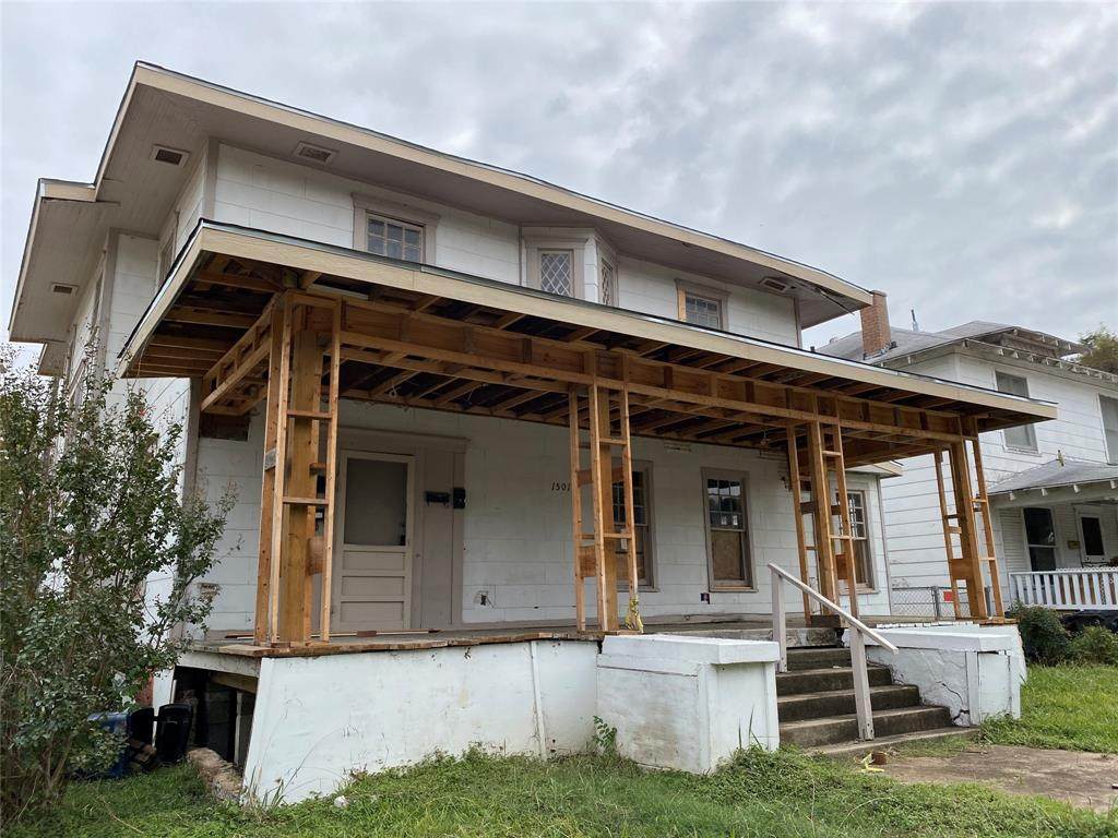 1501 Adams Street - Photo 1
