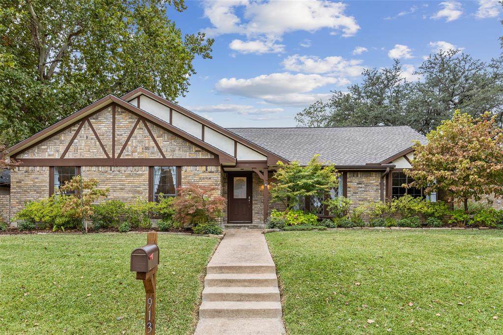 9135 Coral Cove Drive - Photo 1