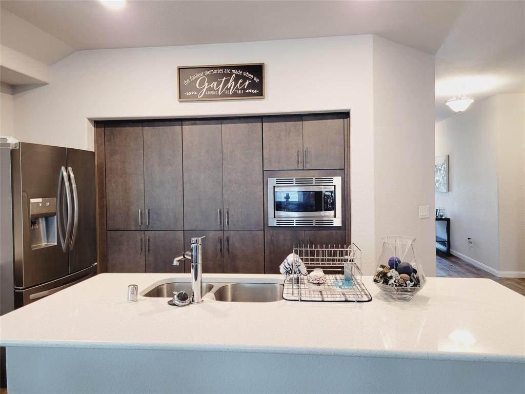 1400 Rosebush Road - Photo 1