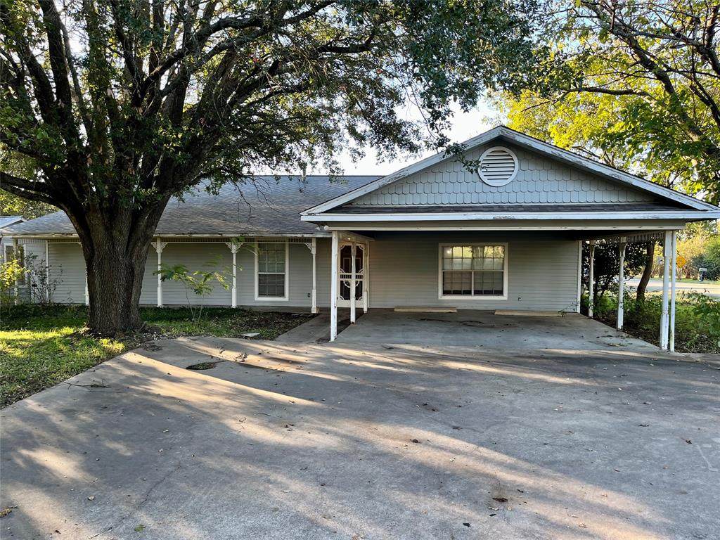 103 San Jacinto Street - Photo 1
