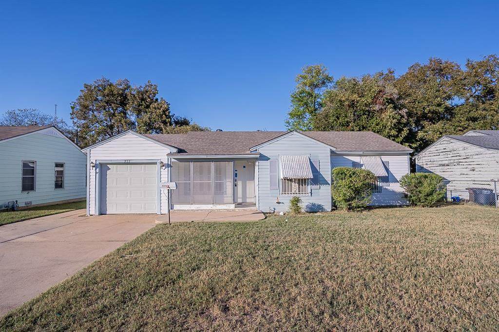 933 Vicki Lane - Photo 1