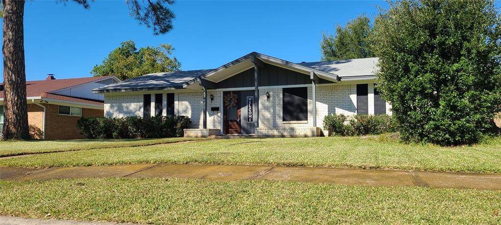 2305 Schirra Way - Photo 1