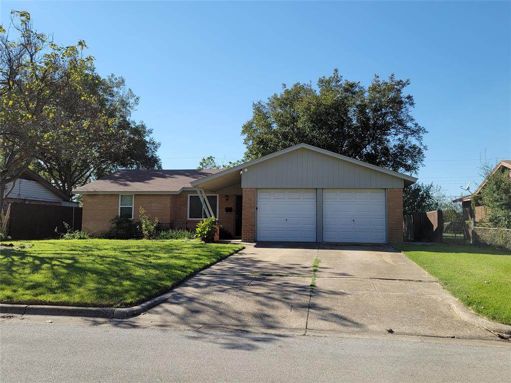 313 Mccurdy Street - Photo 1