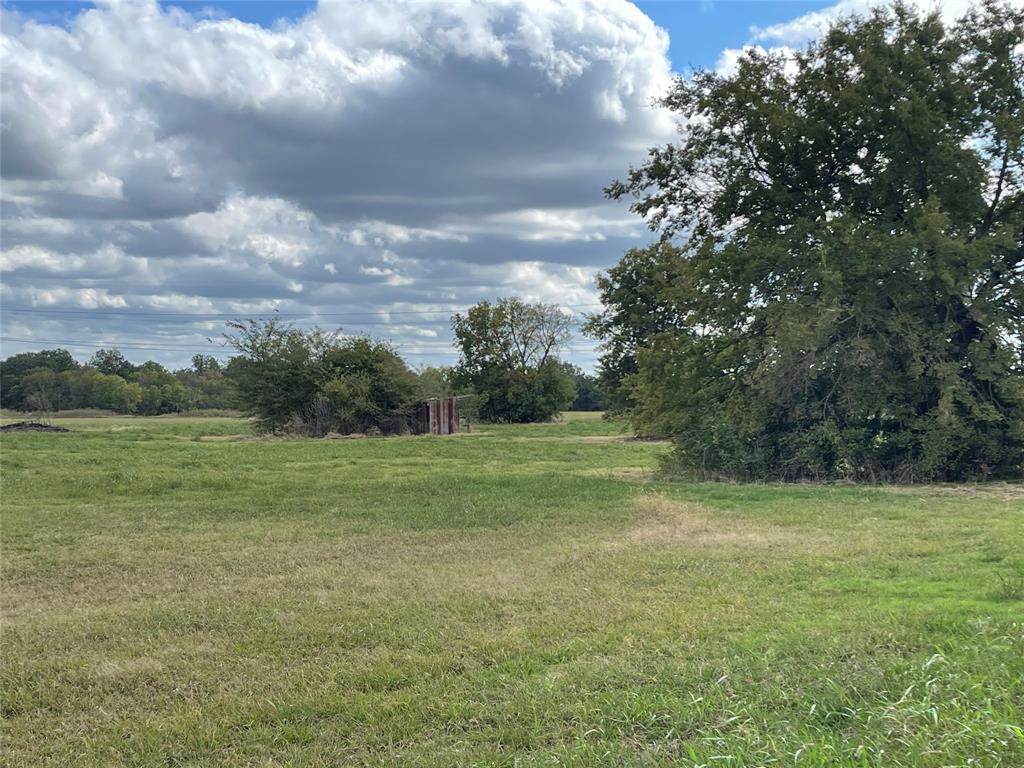 46.39ac County Road 1112 - Photo 1