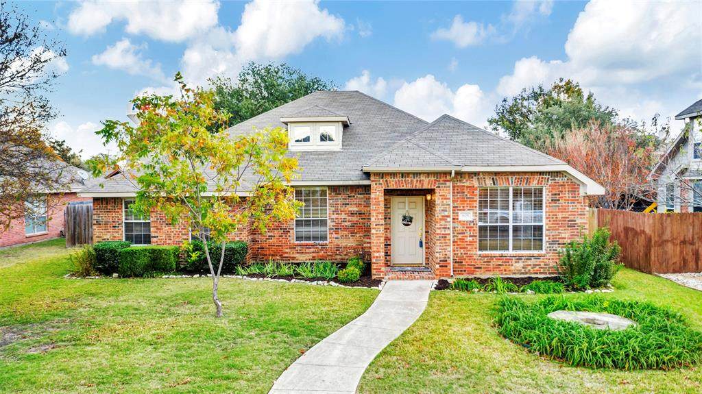 805 Linda Court - Photo 1