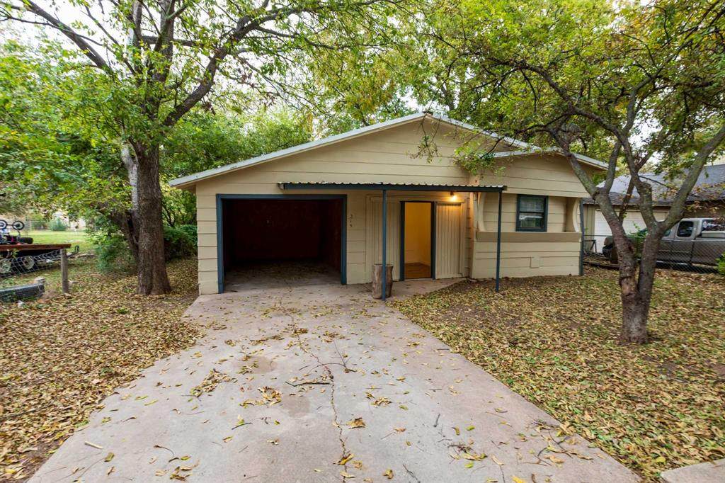 215 Rusk Street - Photo 1