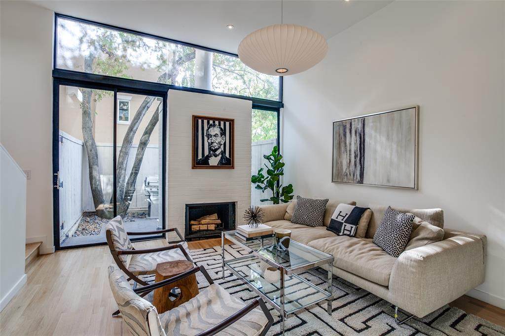3920 Travis Street - Photo 1