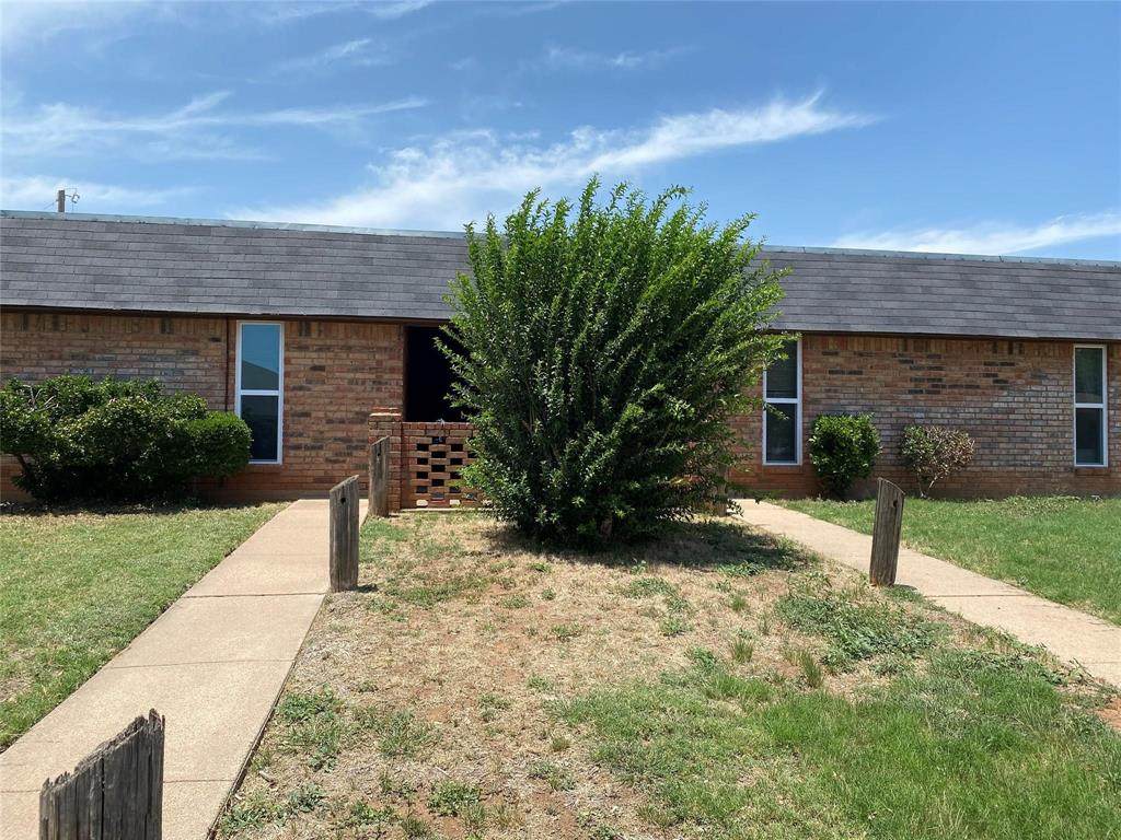 4934 Greenslope Drive - Photo 1