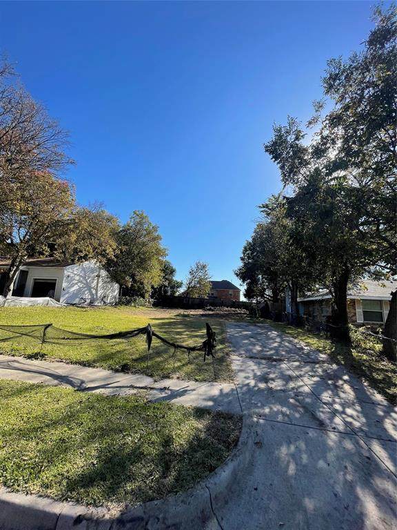 706 Cedar Drive - Photo 1