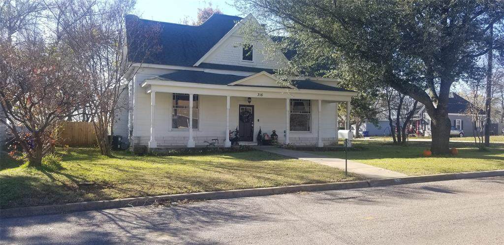 316 South Street - Photo 1