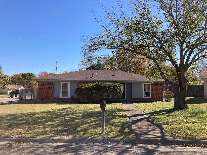 616 Neptune Drive - Photo 1