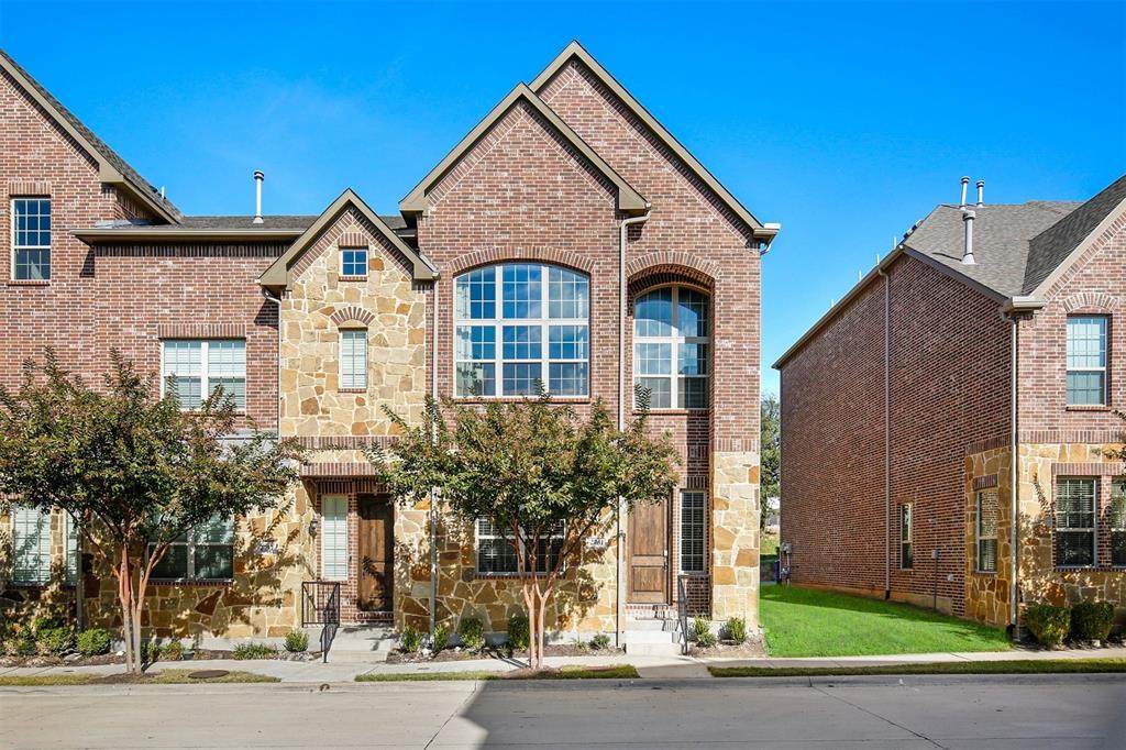 2761 Troutt Drive - Photo 1