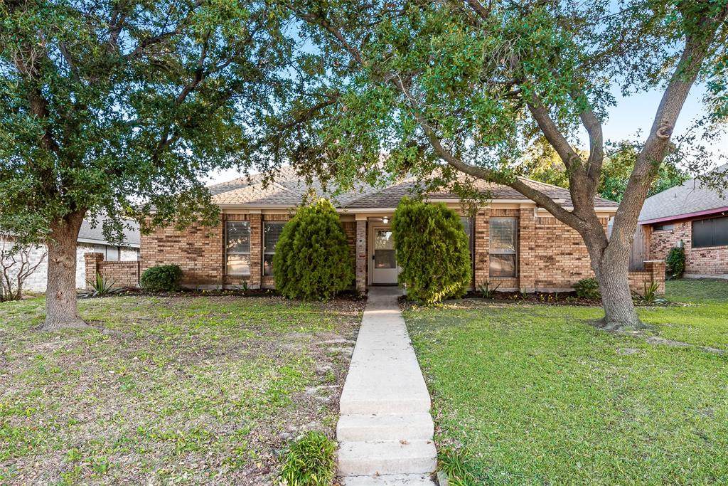 1018 Green Canyon Drive - Photo 1