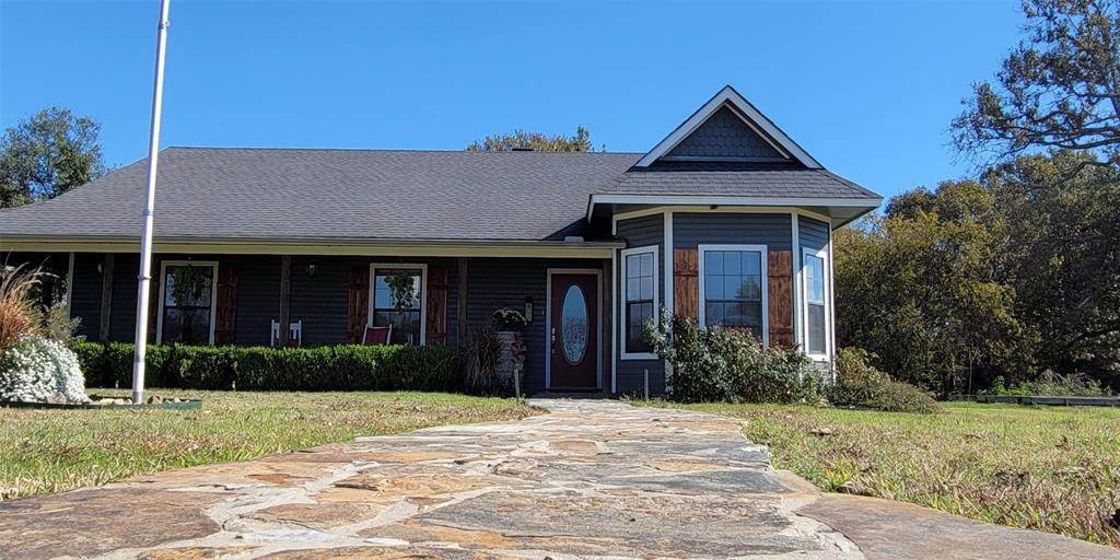 115 Private Road 6606 - Photo 1