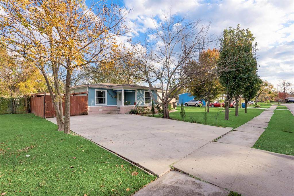 11540 Desdemona Drive - Photo 1