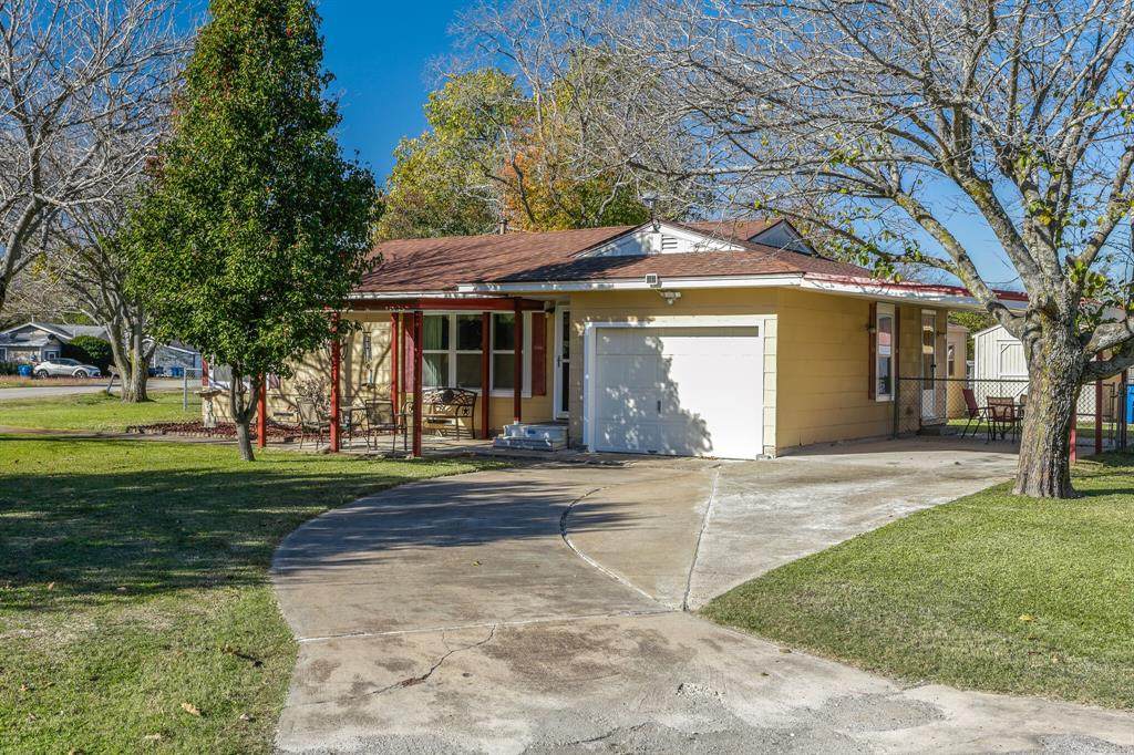 707 Beth Street - Photo 1