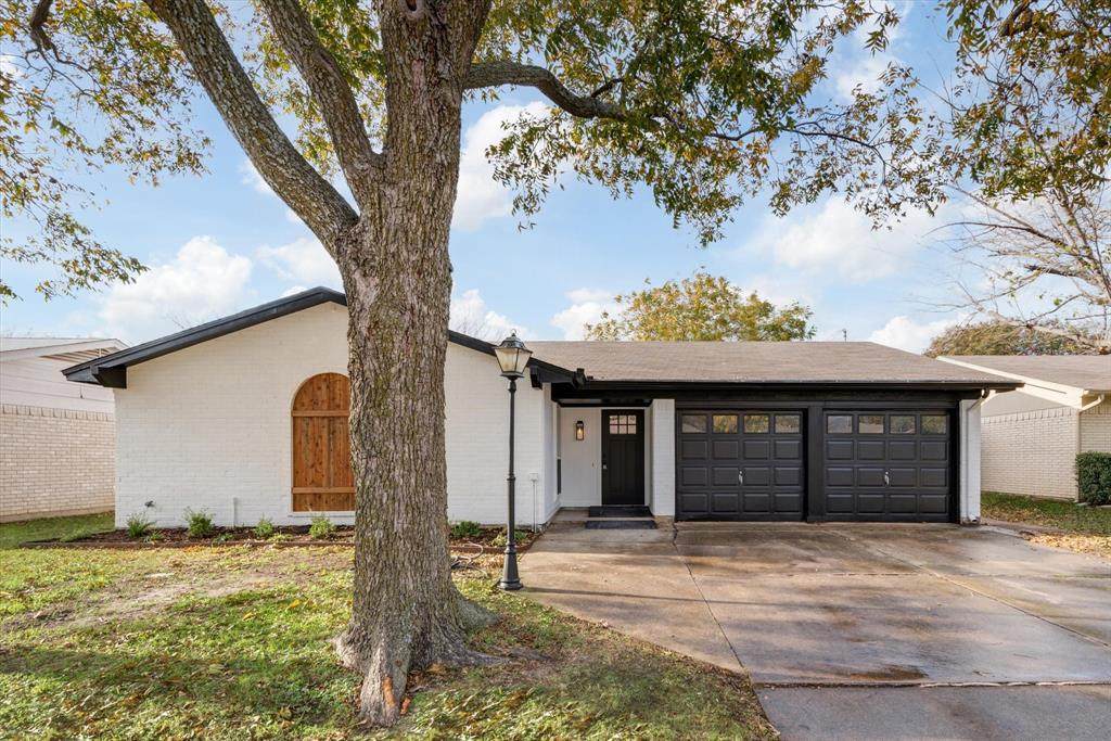 6361 Dorchester Trail - Photo 1