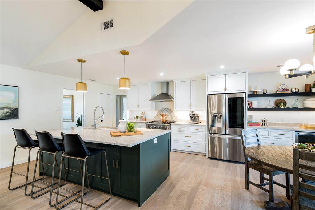7047 Town Bluff Drive - Photo 1