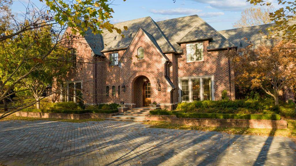 3388 Bridgewood Trail - Photo 1