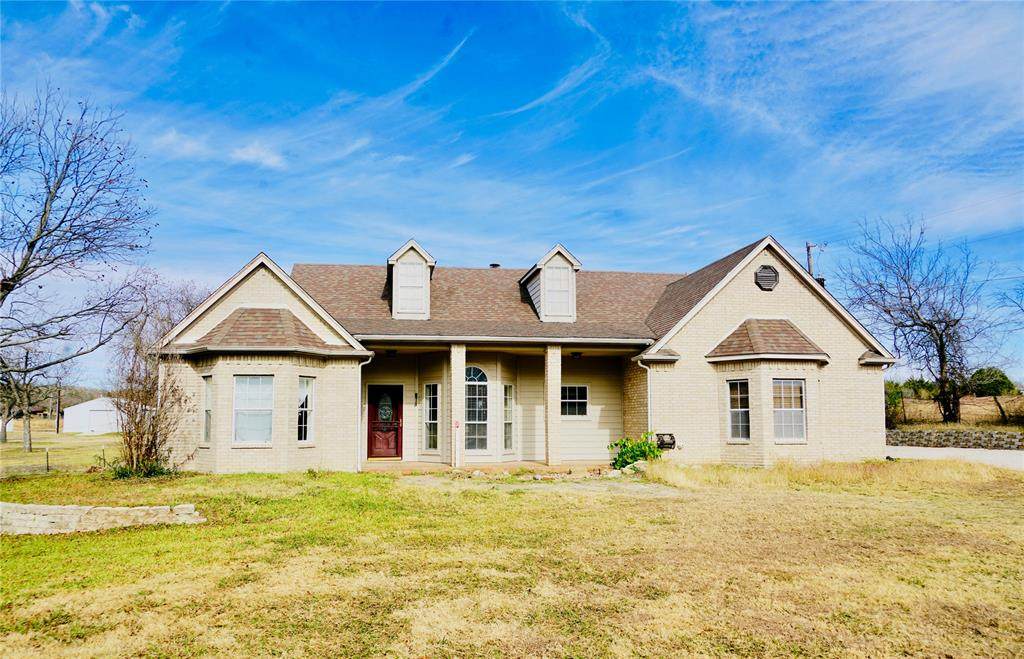 200 Valley Lane - Photo 1