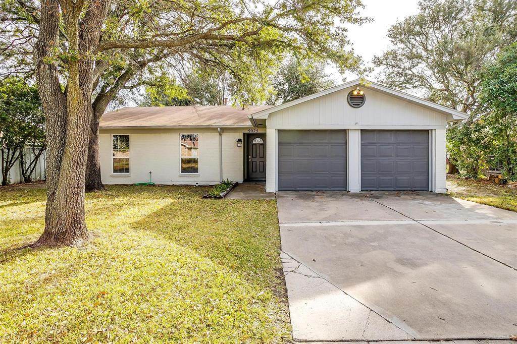 9025 Glenn Drive - Photo 1