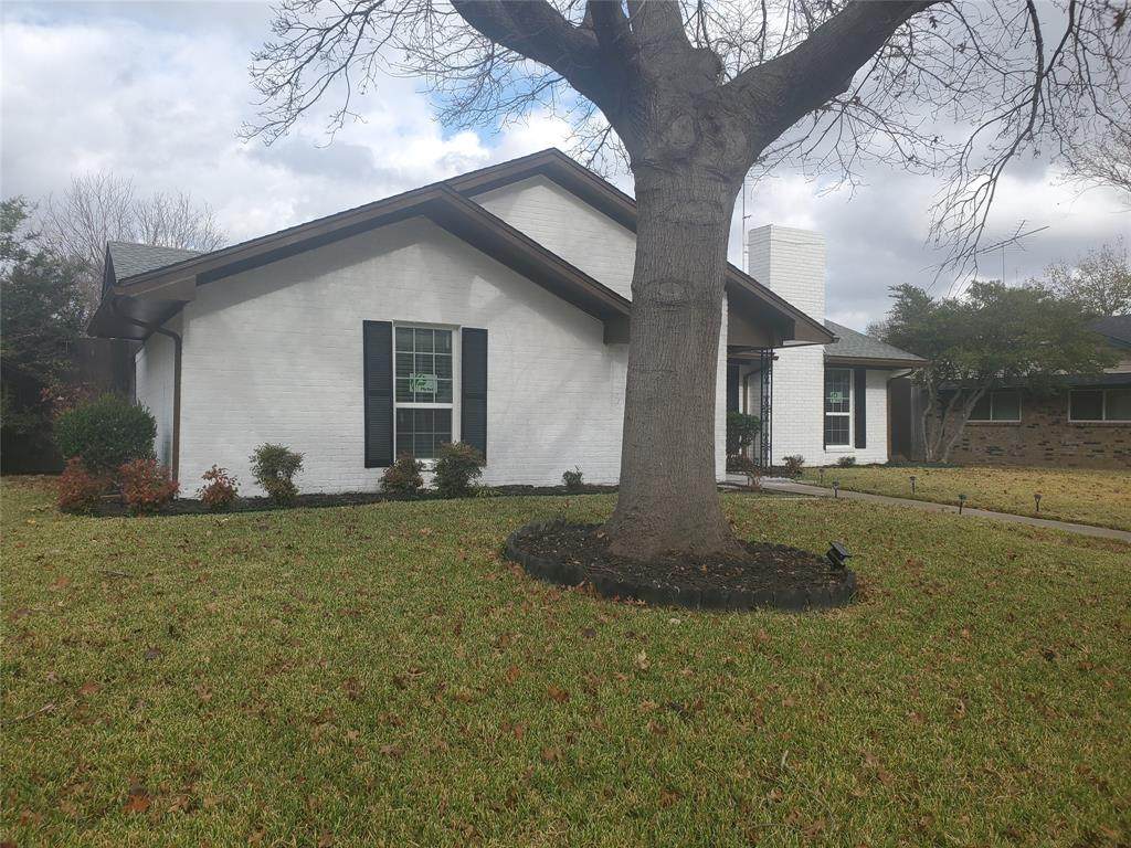 2717 Greywood Lane - Photo 1