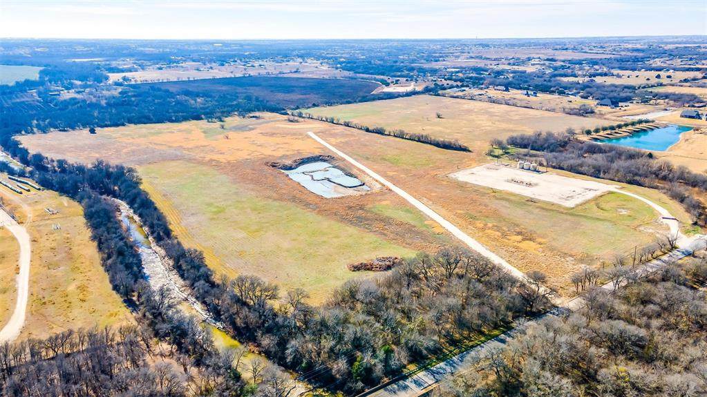 3977 County Road 920 - Photo 1