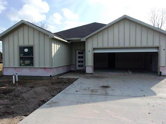 151 Westview Drive - Photo 1