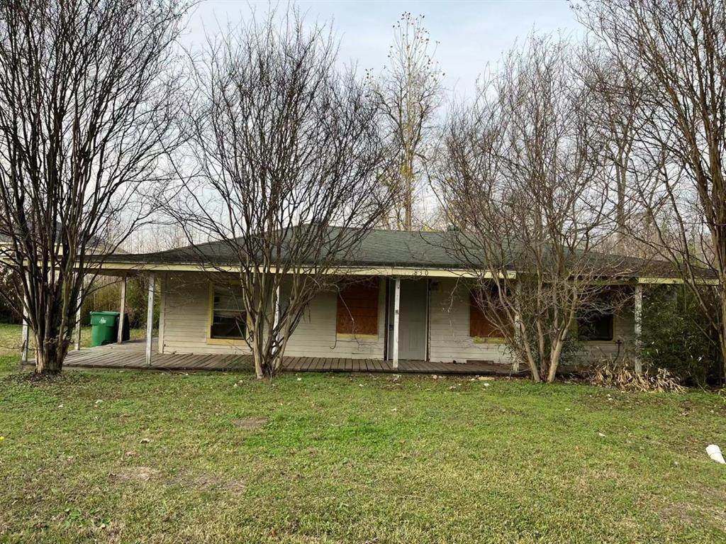 830 Oneal Street - Photo 1