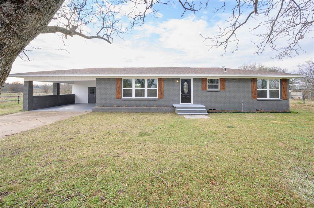 411 Como Street - Photo 1
