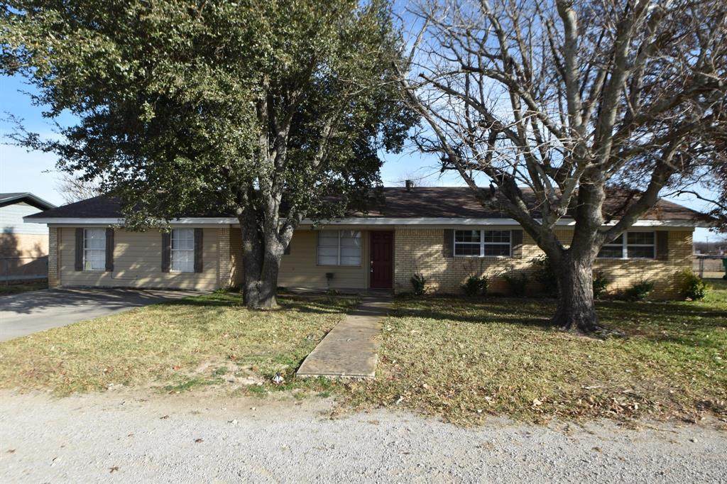 929 Preston Lane - Photo 1