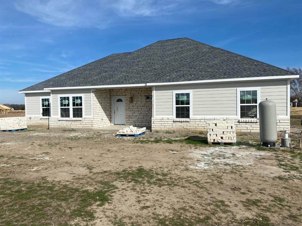8241 County Road 201A - Photo 1