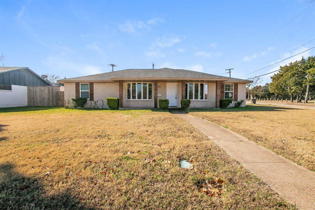 3805 Oak Arbor Drive - Photo 1