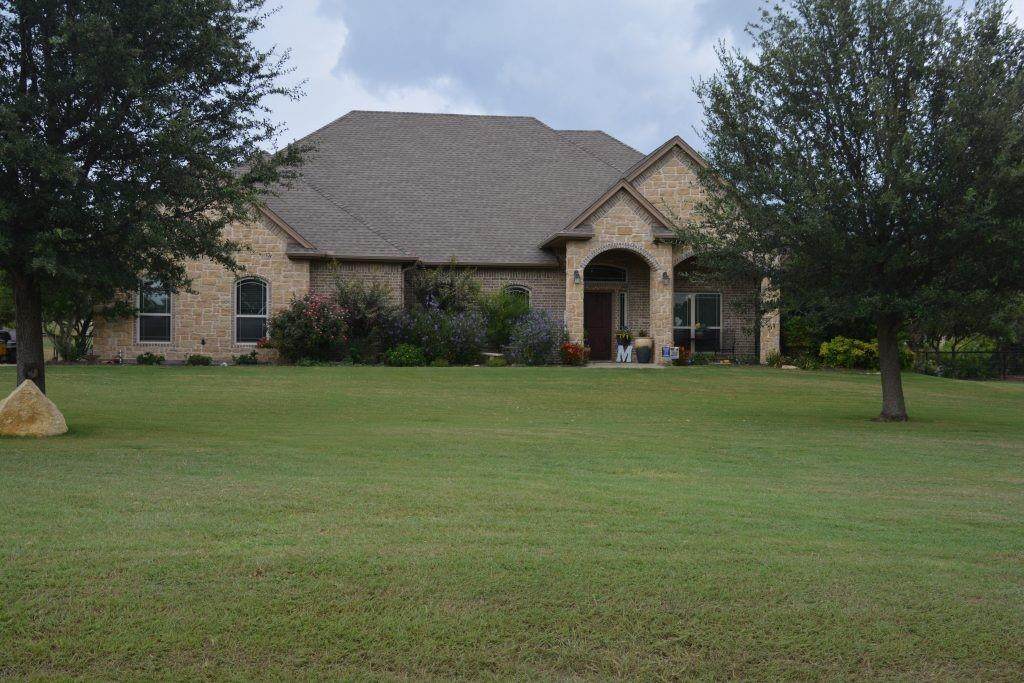 3715 Lonesome Creek Road - Photo 1