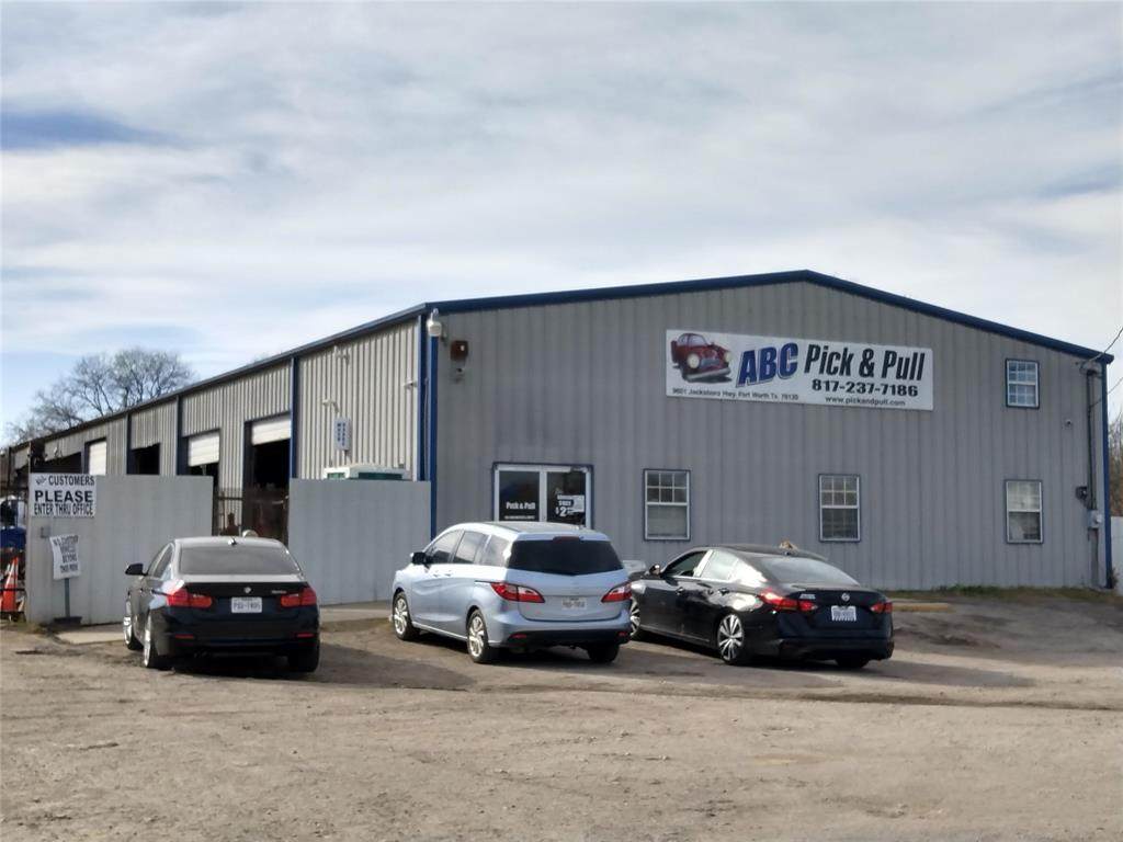9601 Jacksboro Highway - Photo 1