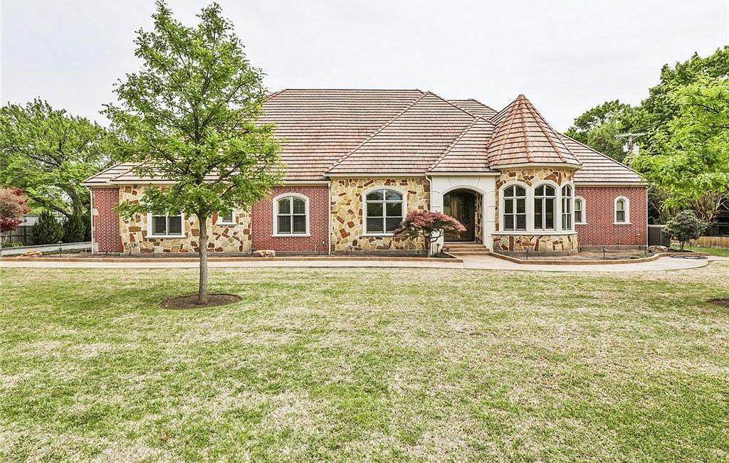 3148 Brookhollow Drive - Photo 1