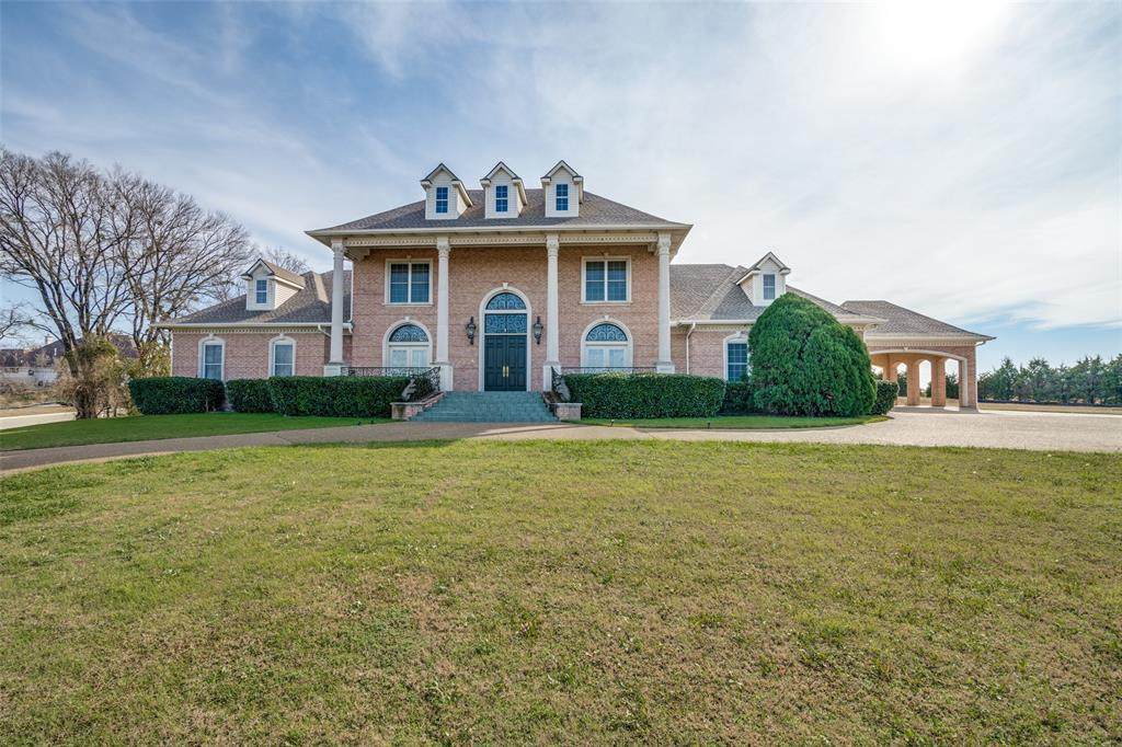 211 Terry Lane - Photo 1
