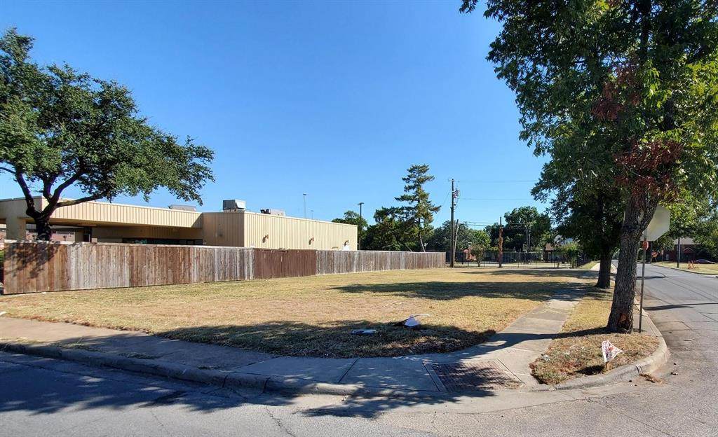 238 12th Street - Photo 1